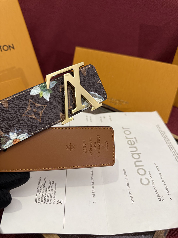 ルイヴィトンベルト激安販売 LV 2026年春夏 新作 ベルト・LV イニシャル 40MM モノグラム 2632521 ヴィトン ベルト メンズ 人気 - 画像 (6)