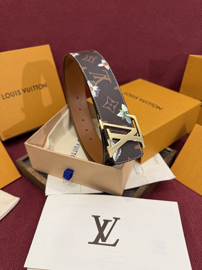 ルイヴィトンベルト激安販売 LV 2026年春夏 新作 ベルト・LV イニシャル 40MM モノグラム 2632521 ヴィトン ベルト メンズ 人気 - 画像 (4)