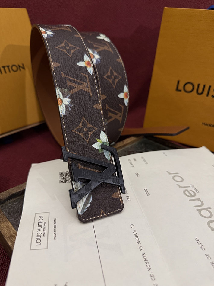 ルイヴィトンベルト激安販売 LV 2026年春夏 新作 ベルト・LV イニシャル 40MM モノグラム 2632523 ヴィトン ベルト 安い - 画像 (7)
