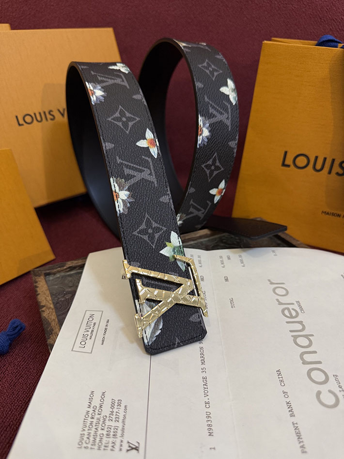最高級ルイヴィトンスーパーコピー ベルト・LV イニシャル モノグラム・フラワー 40MM リバーシブル 2632531 ヴィトン ベルト 安い - 画像 (6)