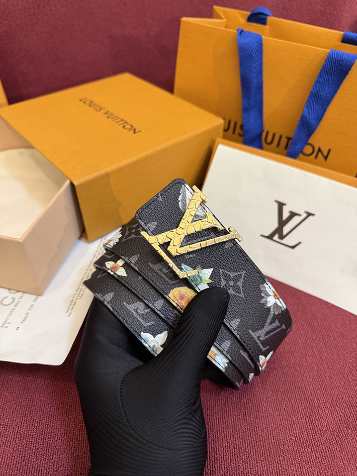 最高級ルイヴィトンスーパーコピー ベルト・LV イニシャル モノグラム・フラワー 40MM リバーシブル 2632531 ヴィトン ベルト 安い - 画像 (2)