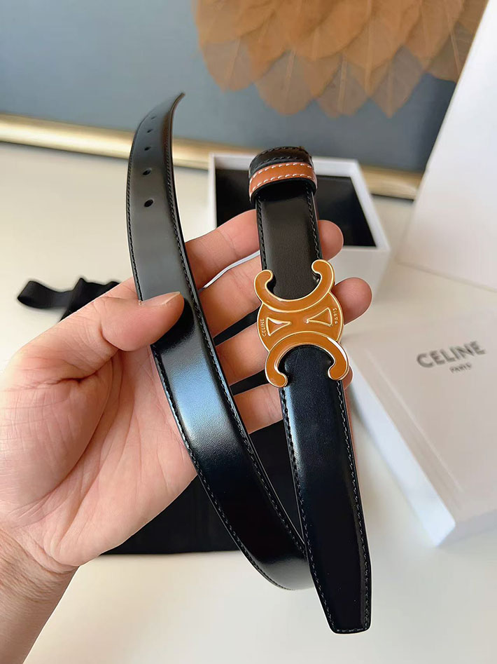 最高級セリーヌスーパーコピー CELINE ラグジュアリーレザーベルト メタルバックル付き 2.5cm 2632547 セリーヌ ベルト アウトレット - 画像 (4)