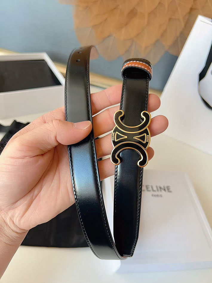 最高級セリーヌスーパーコピー CELINE ラグジュアリーレザーベルト メタルバックル付き 2.5cm 2632548 セリーヌ ベルト レディース - 画像 (5)