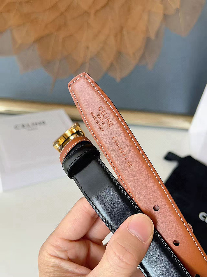 最高級セリーヌスーパーコピー CELINE ラグジュアリーレザーベルト メタルバックル付き 2.5cm 2632552 セリーヌ アウトレット店舗 - 画像 (2)