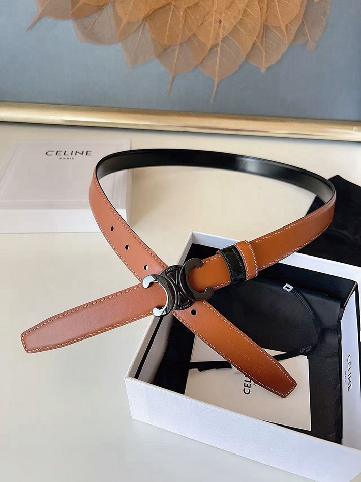 最高級セリーヌスーパーコピー CELINE ラグジュアリーレザーベルト メタルバックル付き 2.5cm 2632554 セリーヌ アウトレット 関西 - 画像 (4)