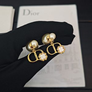 ディオール ピアス 人気