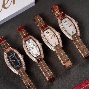 カルティエ ラニエール 定価