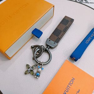 ルイヴィトン キーホルダー 人気