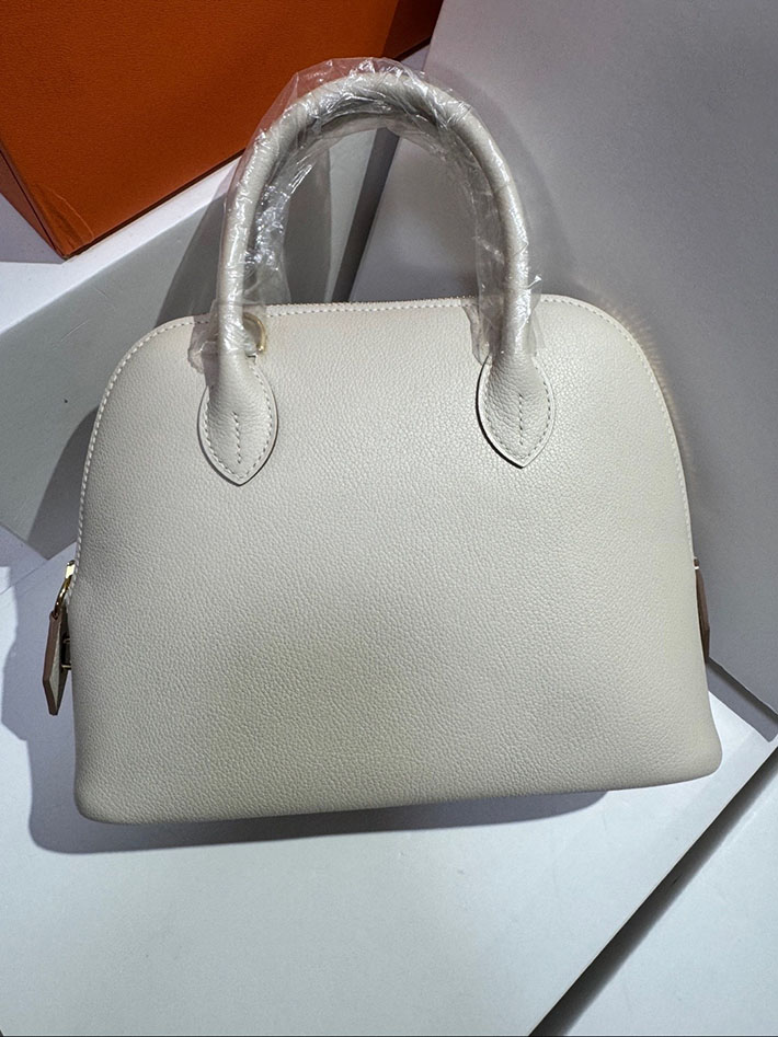 エルメス ボリード 25の通販 HERMES ボリード1923 25 クレ エバーカラー ゴールド金具 H075191CC10 エルメス ボリード25 - 画像 (6)