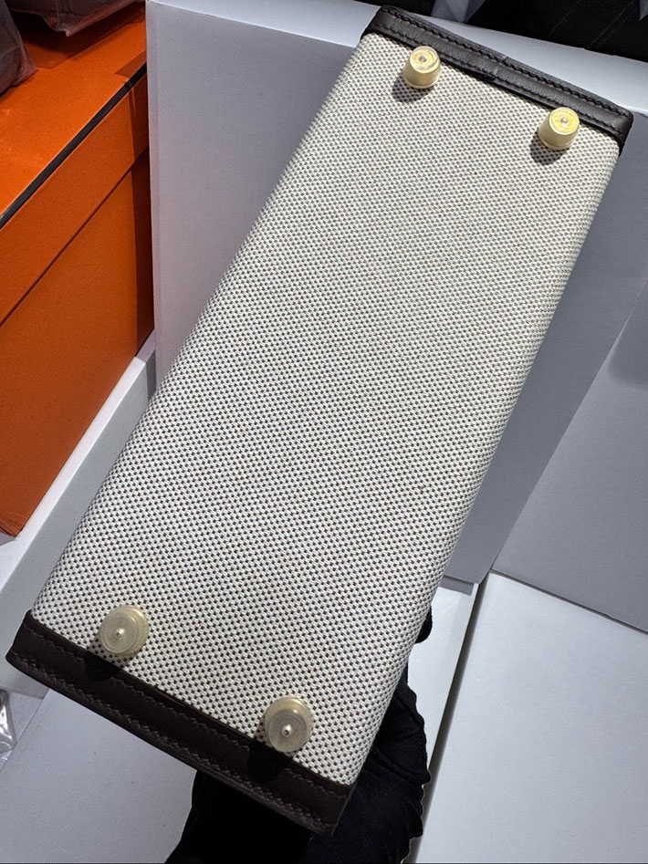 エルメス ケリー 25の通販 HERMES ケリー25 外縫い エベンヌ スイフト/トワルアッシュ ゴールド金具 2632650 エルメス ケリーバッグ - 画像 (5)