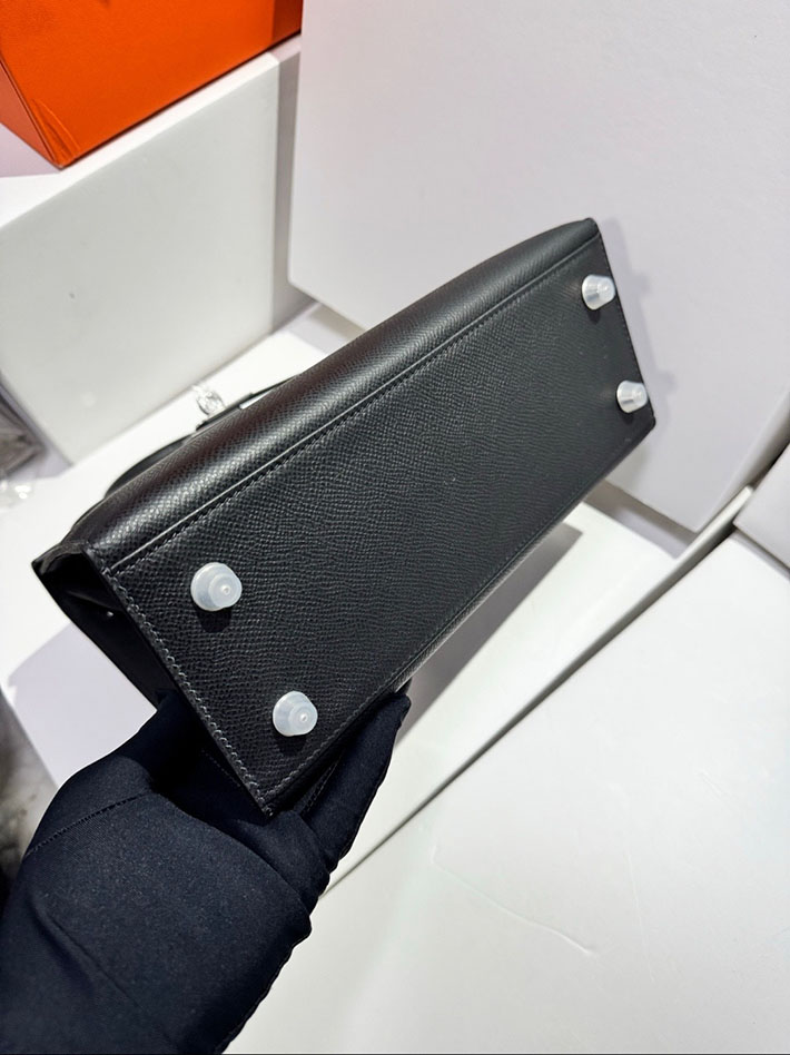 エルメス ケリー 25の通販 HERMES ケリー25 外縫い ブラック ヴォーエプソン シルバー金具 H041000CK89 エルメス ケリー 定価 - 画像 (6)