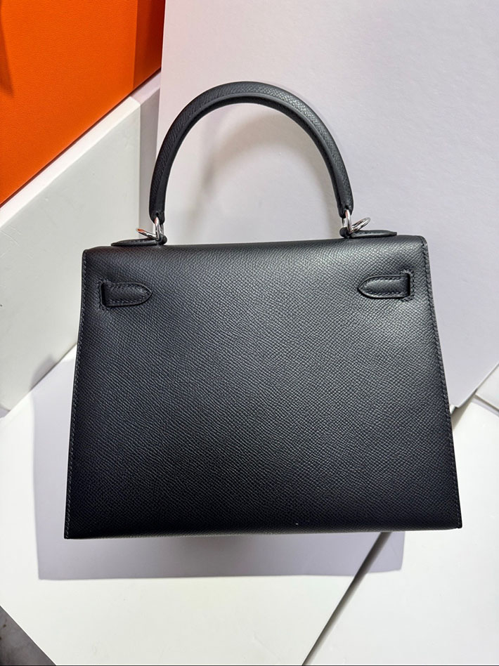 エルメス ケリー 25の通販 HERMES ケリー25 外縫い ブラック ヴォーエプソン シルバー金具 H041000CK89 エルメス ケリー 定価 - 画像 (5)
