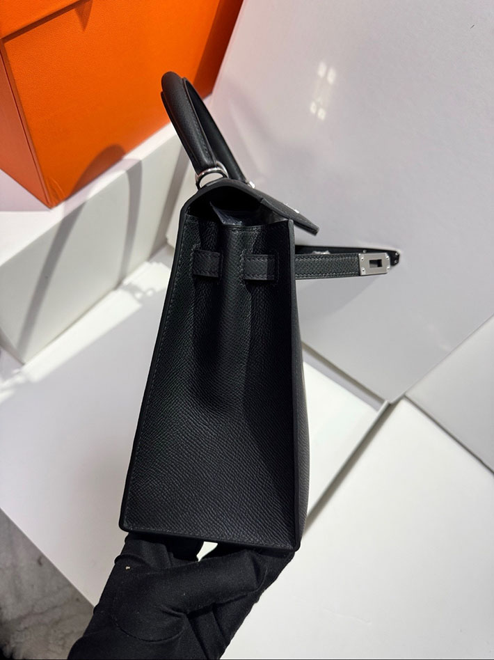 エルメス ケリー 25の通販 HERMES ケリー25 外縫い ブラック ヴォーエプソン シルバー金具 H041000CK89 エルメス ケリー 定価 - 画像 (2)