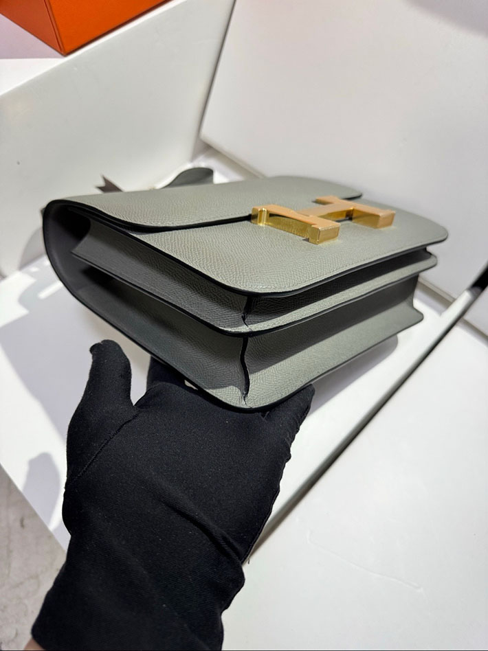 エルメス コンスタンス 24の通販 HERMES コンスタンス 24 グリメイヤー ヴォーエプソン ゴールド金具 H060101CC0L エルメス コンスタンス 定価 - 画像 (5)