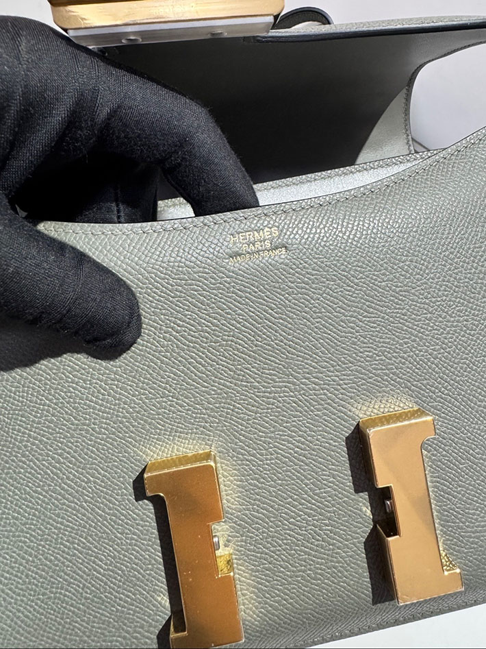 エルメス コンスタンス 24の通販 HERMES コンスタンス 24 グリメイヤー ヴォーエプソン ゴールド金具 H060101CC0L エルメス コンスタンス 定価 - 画像 (2)