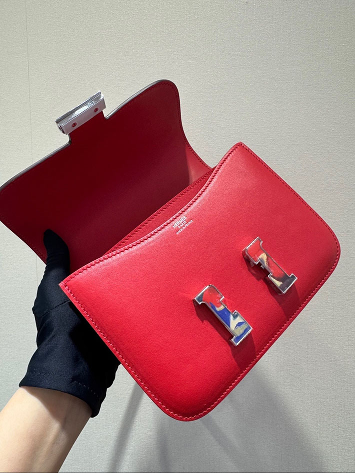 エルメス コンスタンスの通販 HERMES コンスタンス3 ミニ ルージュカザック エバーカラー シルバー金具 2632655 コンスタンス ミニ 値段 - 画像 (5)