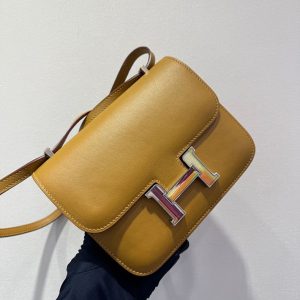 コンスタンス ミニ 入手困難