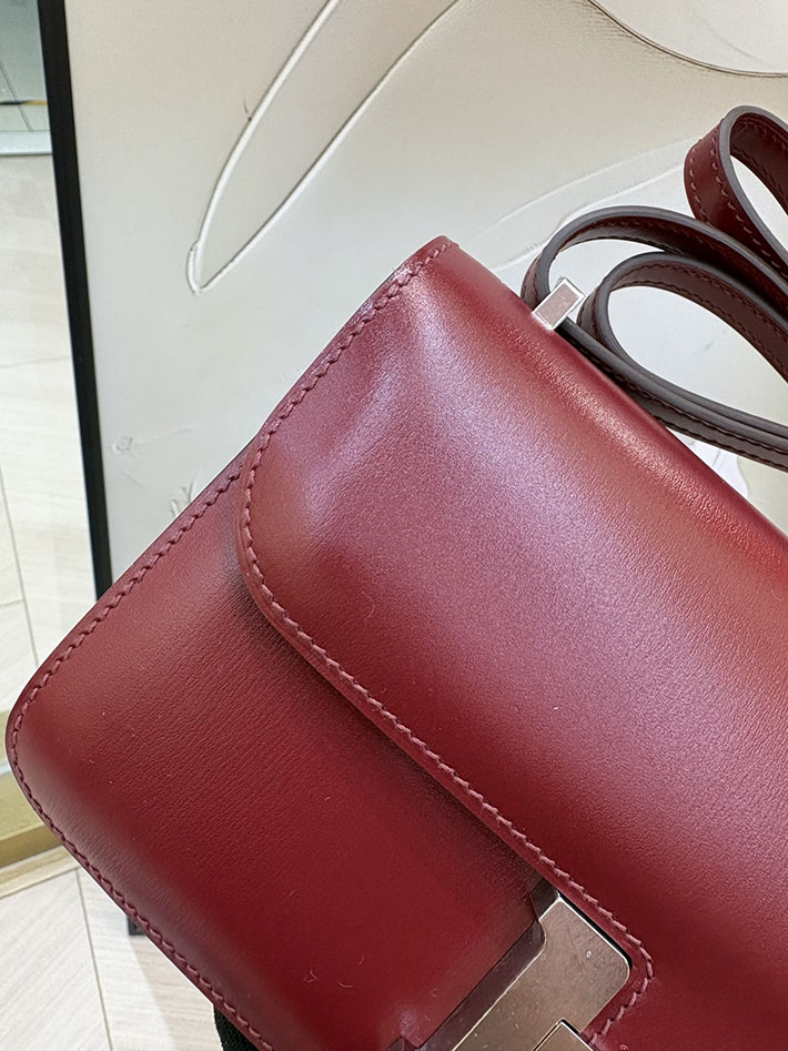 エルメス コンスタンス エランの通販 HERMES コンスタンス1 エラン ルージュアッシュ ボックスカーフ ゴールド金具 H060100CC55 コンスタンス エラン 人気 - 画像 (7)
