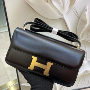 コンスタンス エラン 定価
