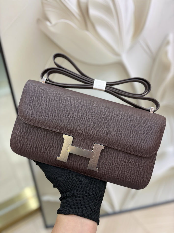 エルメス コンスタンス エランの通販 HERMES コンスタンス1 エラン ボルドー ヴォーエプソン ゴールド金具 H060102CC57 コンスタンス エラン 使い勝手 - 画像 (8)