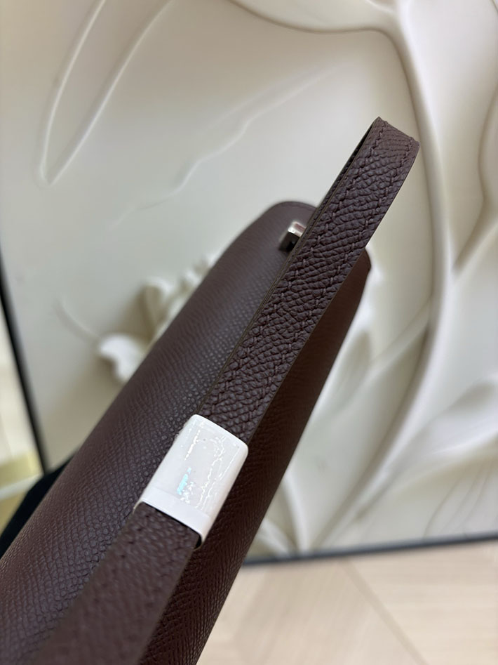 エルメス コンスタンス エランの通販 HERMES コンスタンス1 エラン ボルドー ヴォーエプソン ゴールド金具 H060102CC57 コンスタンス エラン 使い勝手 - 画像 (6)