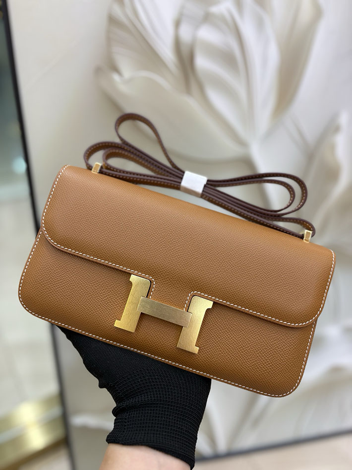 エルメス コンスタンス エランの通販 HERMES コンスタンス1 エラン ゴールド ヴォーエプソン シルバー金具 H060102CK37 エルメス ショルダーバッグ 人気 - 画像 (8)