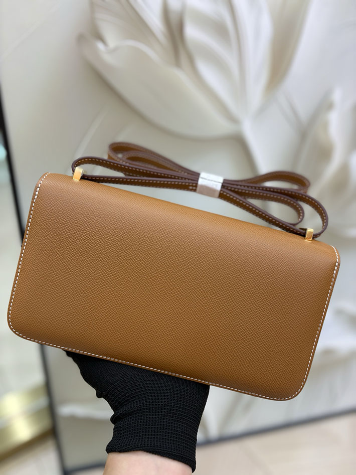 エルメス コンスタンス エランの通販 HERMES コンスタンス1 エラン ゴールド ヴォーエプソン シルバー金具 H060102CK37 エルメス ショルダーバッグ 人気 - 画像 (4)