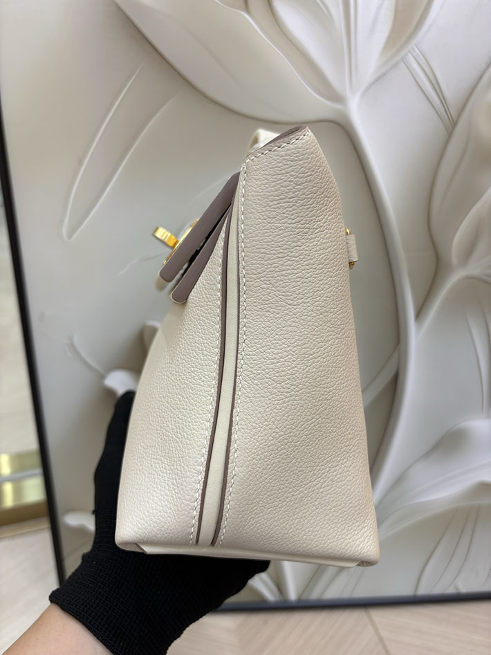 エルメス ヴァンキャトル ミニの通販 HERMES ミニ ヴァンキャトル クレ エバーカラー/スイフト ゴールド金具 H079218CC10 エルメス ヴァンキャトル ミニ - 画像 (7)