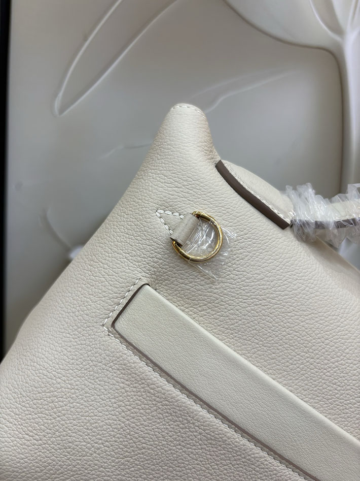 エルメス ヴァンキャトル ミニの通販 HERMES ミニ ヴァンキャトル クレ エバーカラー/スイフト ゴールド金具 H079218CC10 エルメス ヴァンキャトル ミニ - 画像 (4)