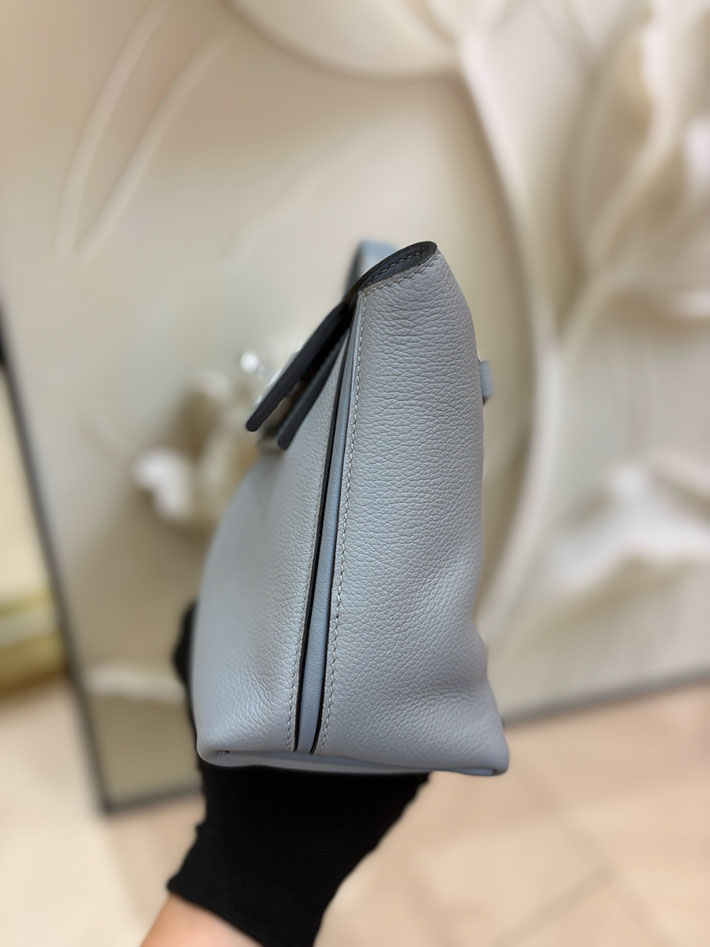 エルメス ヴァンキャトル ミニの通販 HERMES ミニ ヴァンキャトル グリパンタン エバーカラー/スイフト シルバー金具 H079218CKP0 エルメス ヴァンキャトル 定価 - 画像 (7)
