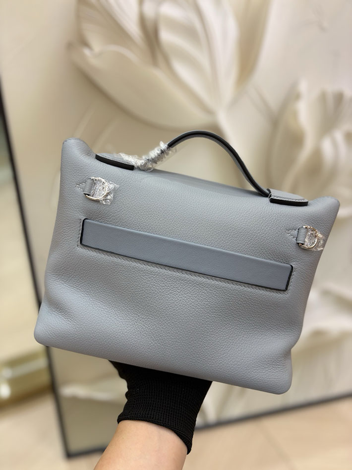エルメス ヴァンキャトル ミニの通販 HERMES ミニ ヴァンキャトル グリパンタン エバーカラー/スイフト シルバー金具 H079218CKP0 エルメス ヴァンキャトル 定価 - 画像 (5)