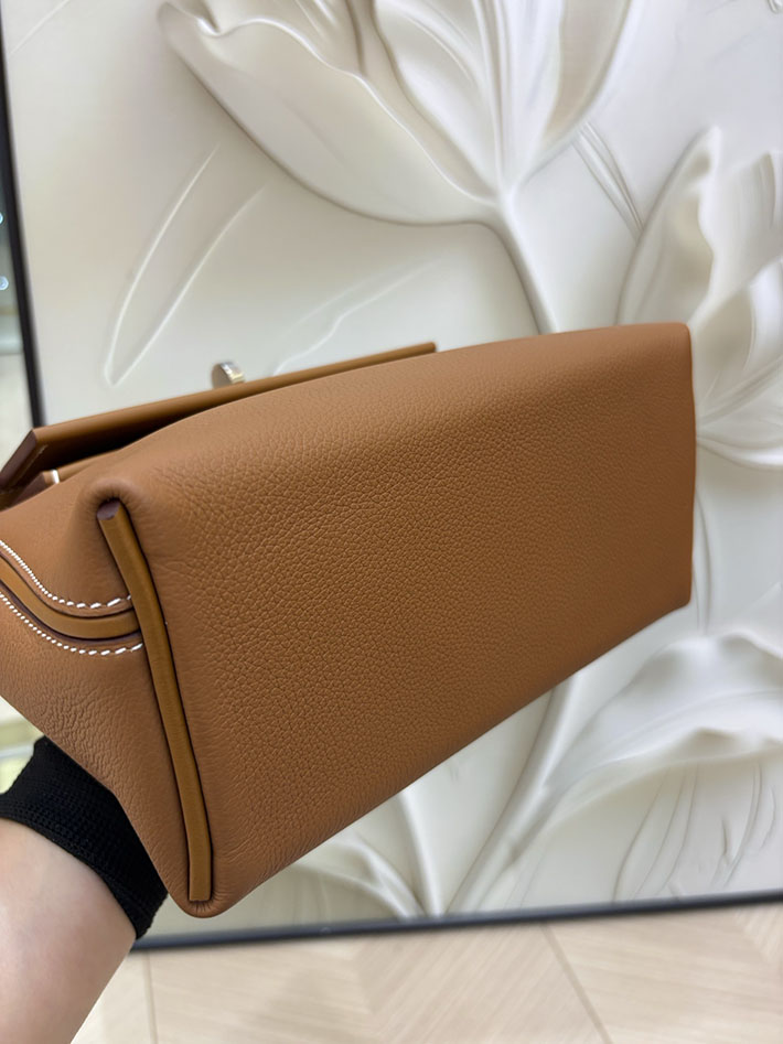 エルメス ヴァンキャトル ミニの通販 HERMES ミニ ヴァンキャトル ゴールド エバーカラー/スイフト シルバー金具 H079218CK37 ヴァンキャトル ミニ 定価 - 画像 (2)