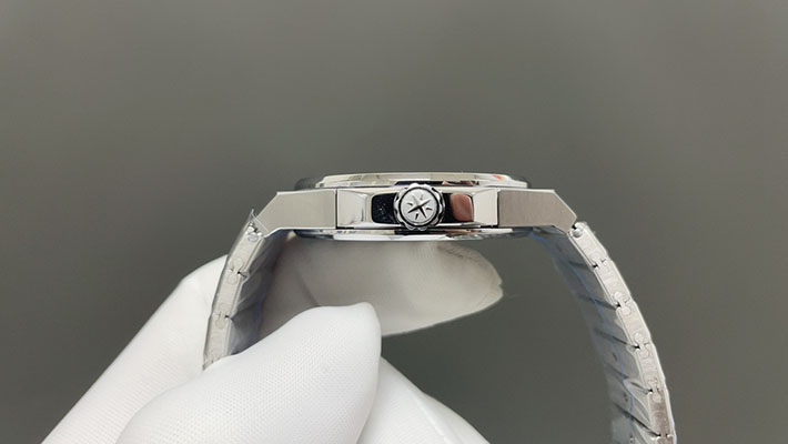 最高級ショパールスーパーコピー CHOPARD アルパイン イーグル 41 01.15-C 自動巻き Ref. 295363-1008 ショパール 時計 新作 - 画像 (4)