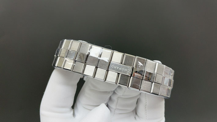 最高級ショパールスーパーコピー CHOPARD アルパイン イーグル 41 01.15-C 自動巻き Ref. 295363-1008 ショパール 時計 新作 - 画像 (2)