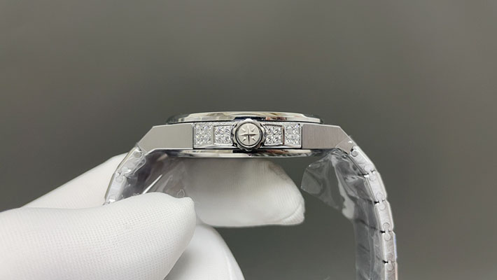最高級ショパールスーパーコピー CHOPARD アルパイン イーグル 41 01.03-C 自動巻き Ref. 295363-1001 ショパール アルパイン イーグル メンズ - 画像 (4)