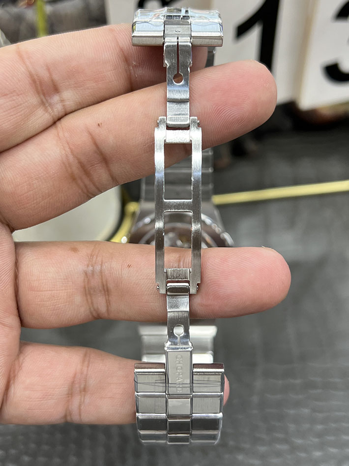 最高級ショパールスーパーコピー CHOPARD アルパイン イーグル 41 01.01-C Ref. 298600-3001 ショパール 時計 メンズ - 画像 (3)