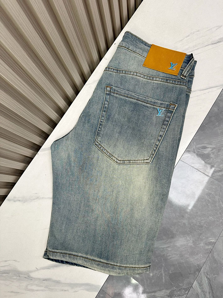 最高級ルイヴィトンスーパーコピー Louis Vuitton 服 2026新作 カジュアルデニムハーフパンツ 2632810 ルイヴィトン ハーフパンツ メンズ - 画像 (3)