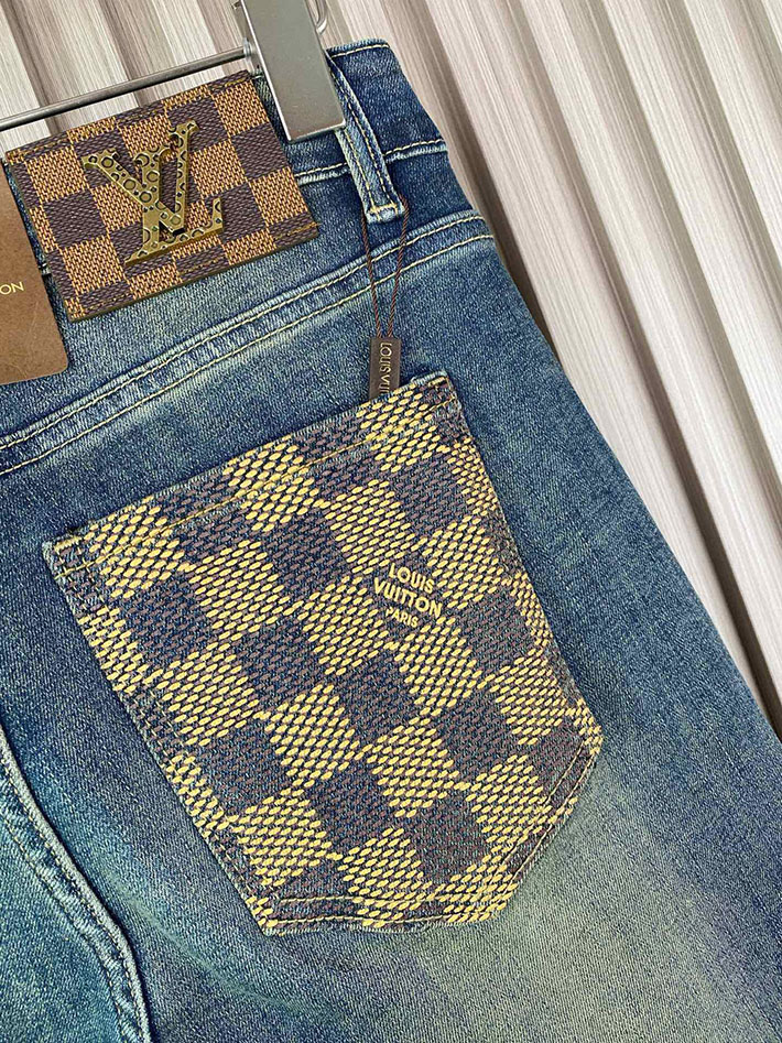 最高級ルイヴィトンスーパーコピー Louis Vuitton 服 2026新作 ダミエ柄デニムパンツ 2632811 ルイヴィトン デニムパンツ メンズ - 画像 (4)