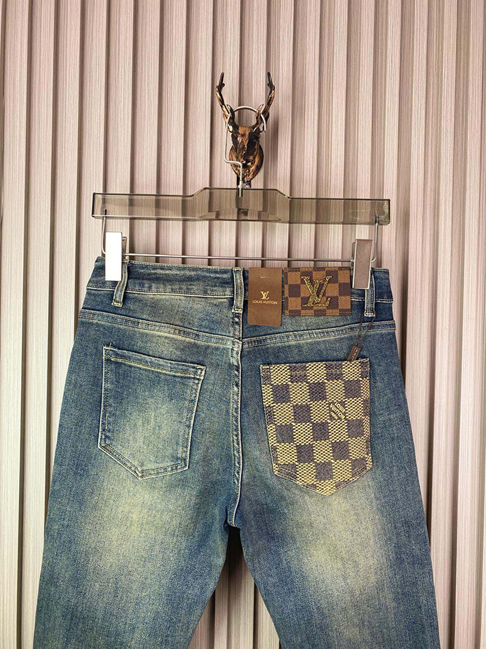 最高級ルイヴィトンスーパーコピー Louis Vuitton 服 2026新作 ダミエ柄デニムパンツ 2632811 ルイヴィトン デニムパンツ メンズ - 画像 (2)