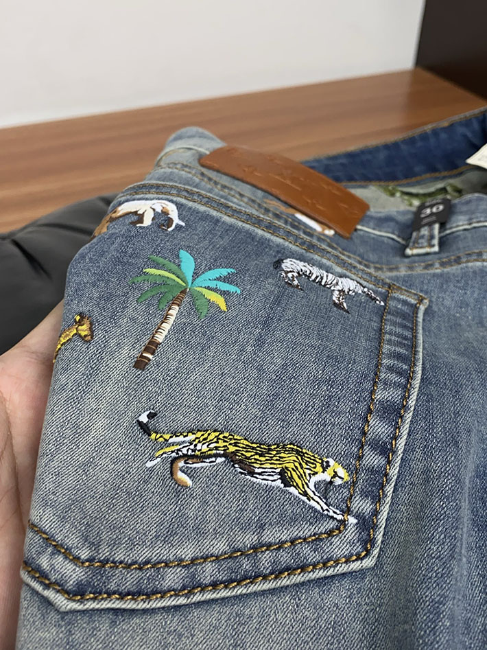 最高級ルイヴィトンスーパーコピー Louis Vuitton 服 2026新作 メンズデニムパンツ 2632814 ルイヴィトン デニムパンツ アウトレット - 画像 (6)