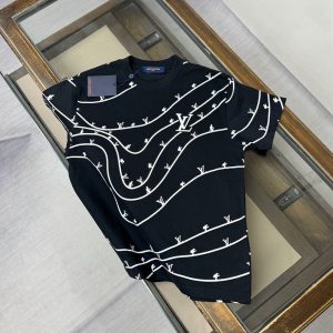 ヴィトン Tシャツ 新作