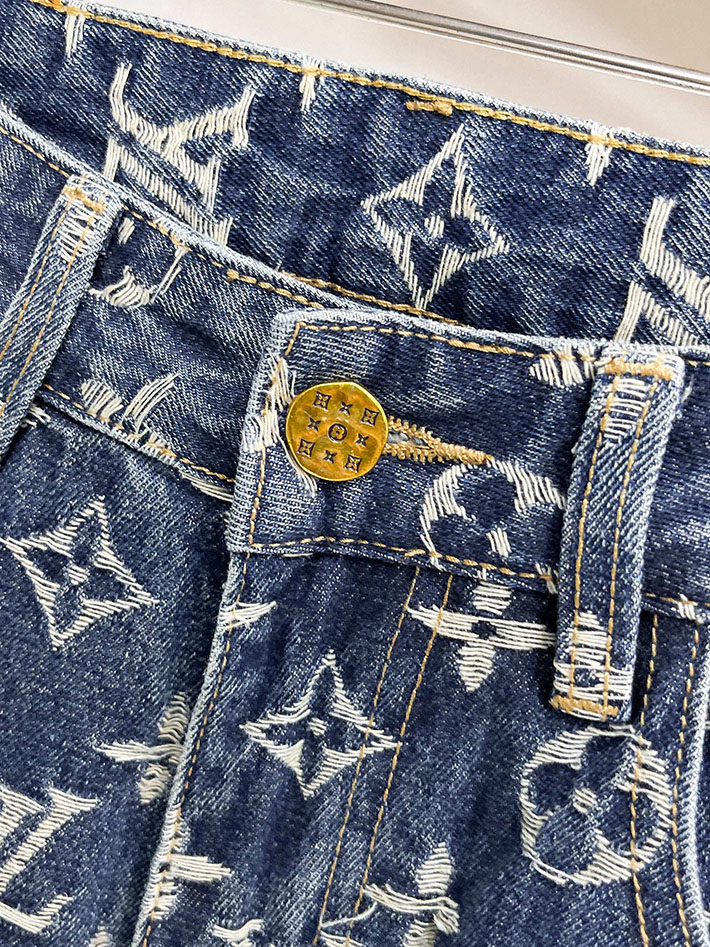 最高級ルイヴィトンスーパーコピー Louis Vuitton 服 2026新作 モノグラムデニムテーラードパンツ 2632828 ルイヴィトン デニムパンツ - 画像 (6)