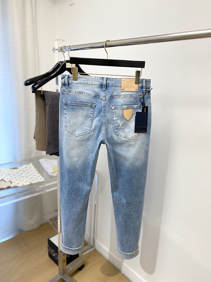 最高級ルイヴィトンスーパーコピー Louis Vuitton 服 2026新作 モノグラム デニムジーンズ 2632833 ヴィトン モノグラム デニムパンツ - 画像 (2)
