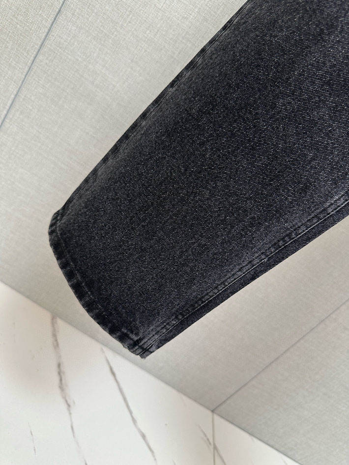最高級ルイヴィトンスーパーコピー Louis Vuitton 服 2026新作 モノグラム デニムジーンズ 2632835 ルイヴィトンデニムパンツコピー - 画像 (3)