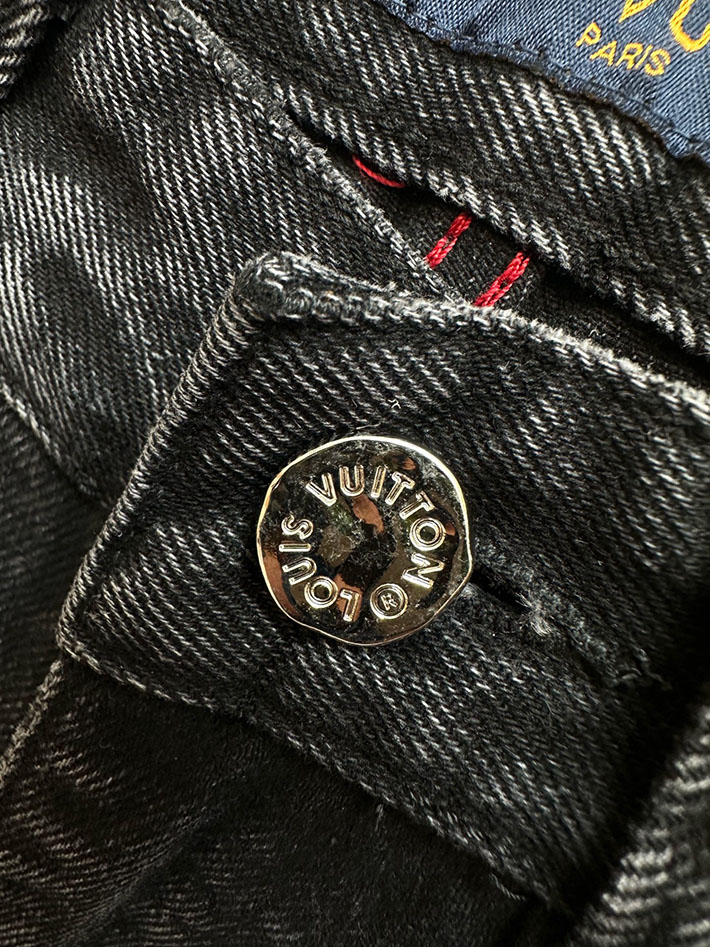 最高級ルイヴィトンスーパーコピー Louis Vuitton 服 2026新作 モノグラム デニムジーンズ 2632835 ルイヴィトンデニムパンツコピー - 画像 (2)