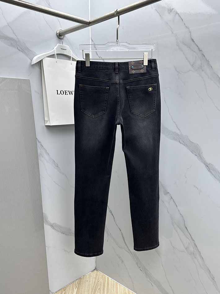 Louis Vuitton 服 2026新作 ルイヴィトンデニムパンツコピー lv デニムジーンズ 芸能人 デニムブランド 2632864 ヴィトン デニム モノグラム - 画像 (8)