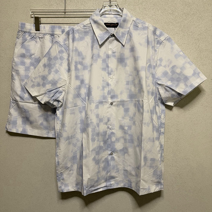 最高級ルイヴィトンスーパーコピー Louis Vuitton エンブロイダリー シグネチャー ショートスリーブシャツ 2632886 ルイヴィトン 服 セットアップ - 画像 (10)