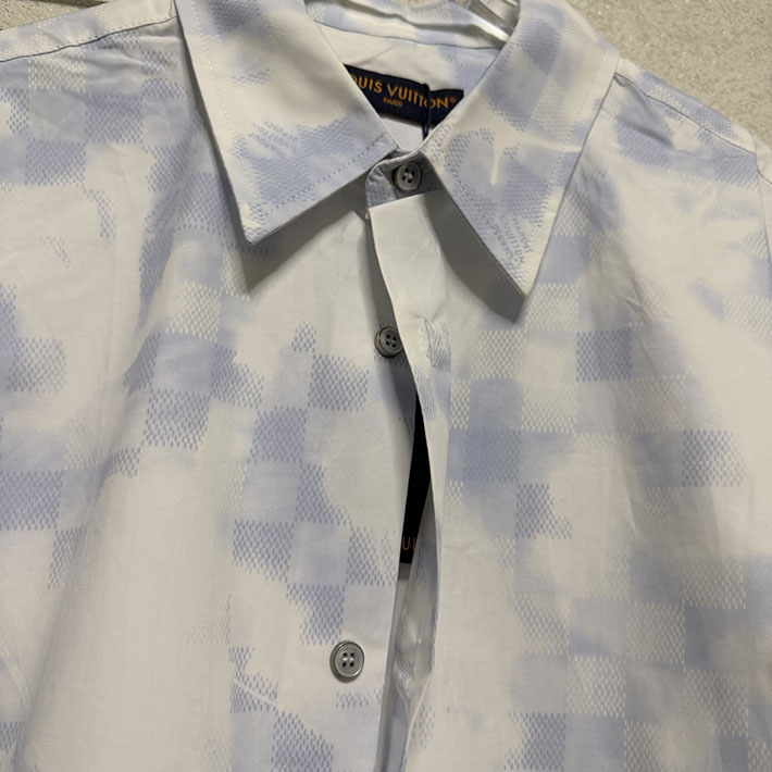 最高級ルイヴィトンスーパーコピー Louis Vuitton エンブロイダリー シグネチャー ショートスリーブシャツ 2632886 ルイヴィトン 服 セットアップ - 画像 (8)