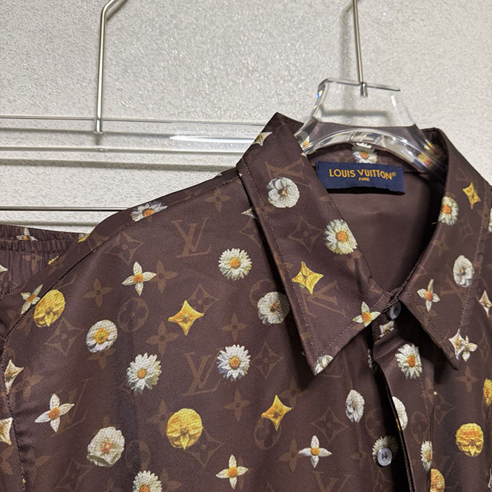 最高級ルイヴィトンスーパーコピー Louis Vuitton モノグラム プリント ショートスリーブ シルクシャツ 1AJRJC ルイヴィトン モノグラム シャツ メンズ - 画像 (15)