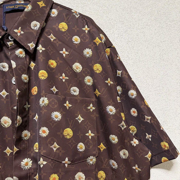 最高級ルイヴィトンスーパーコピー Louis Vuitton モノグラム プリント ショートスリーブ シルクシャツ 1AJRJC ルイヴィトン モノグラム シャツ メンズ - 画像 (13)